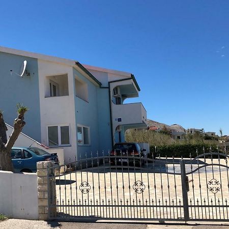 Apartments Vrdoljak Pag Town Zewnętrze zdjęcie
