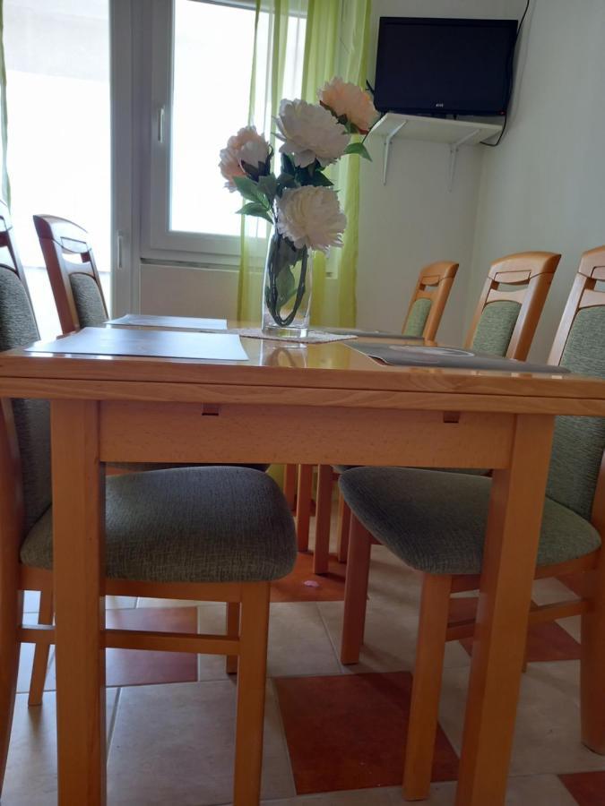 Apartments Vrdoljak Pag Town Zewnętrze zdjęcie