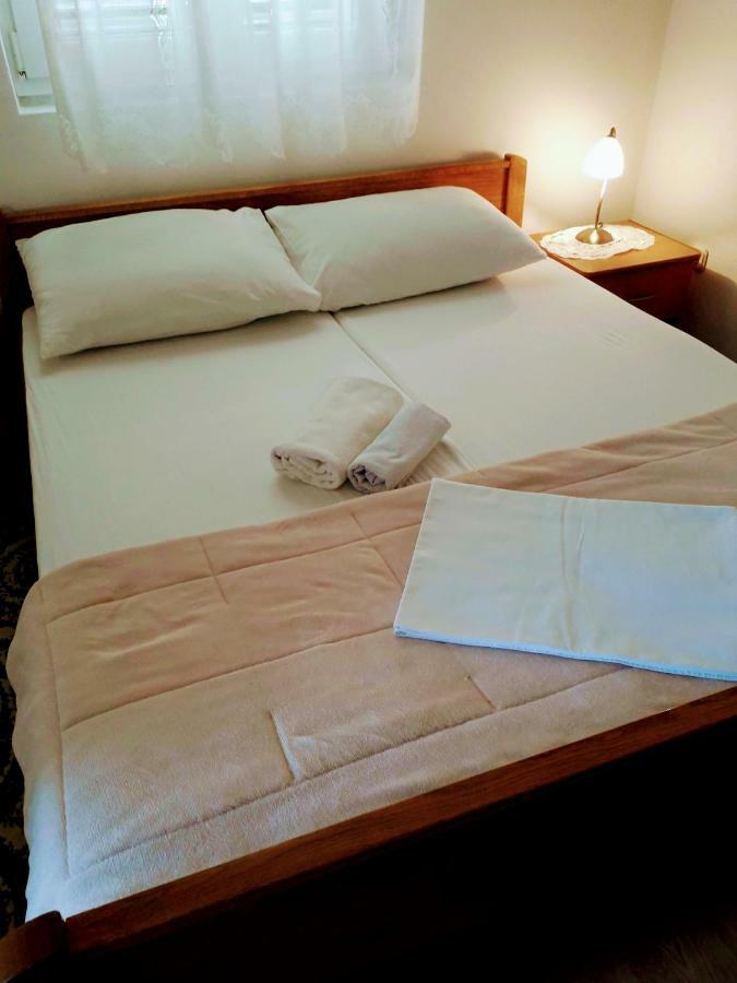 Apartments Vrdoljak Pag Town Zewnętrze zdjęcie